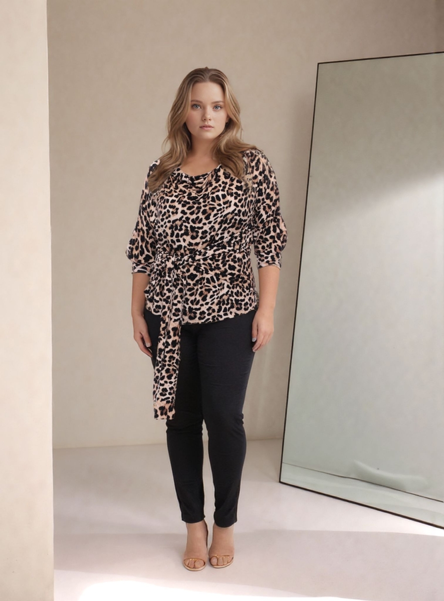 LANNA wendbares Blusenshirt aus TENCEL™Modal (Leo)